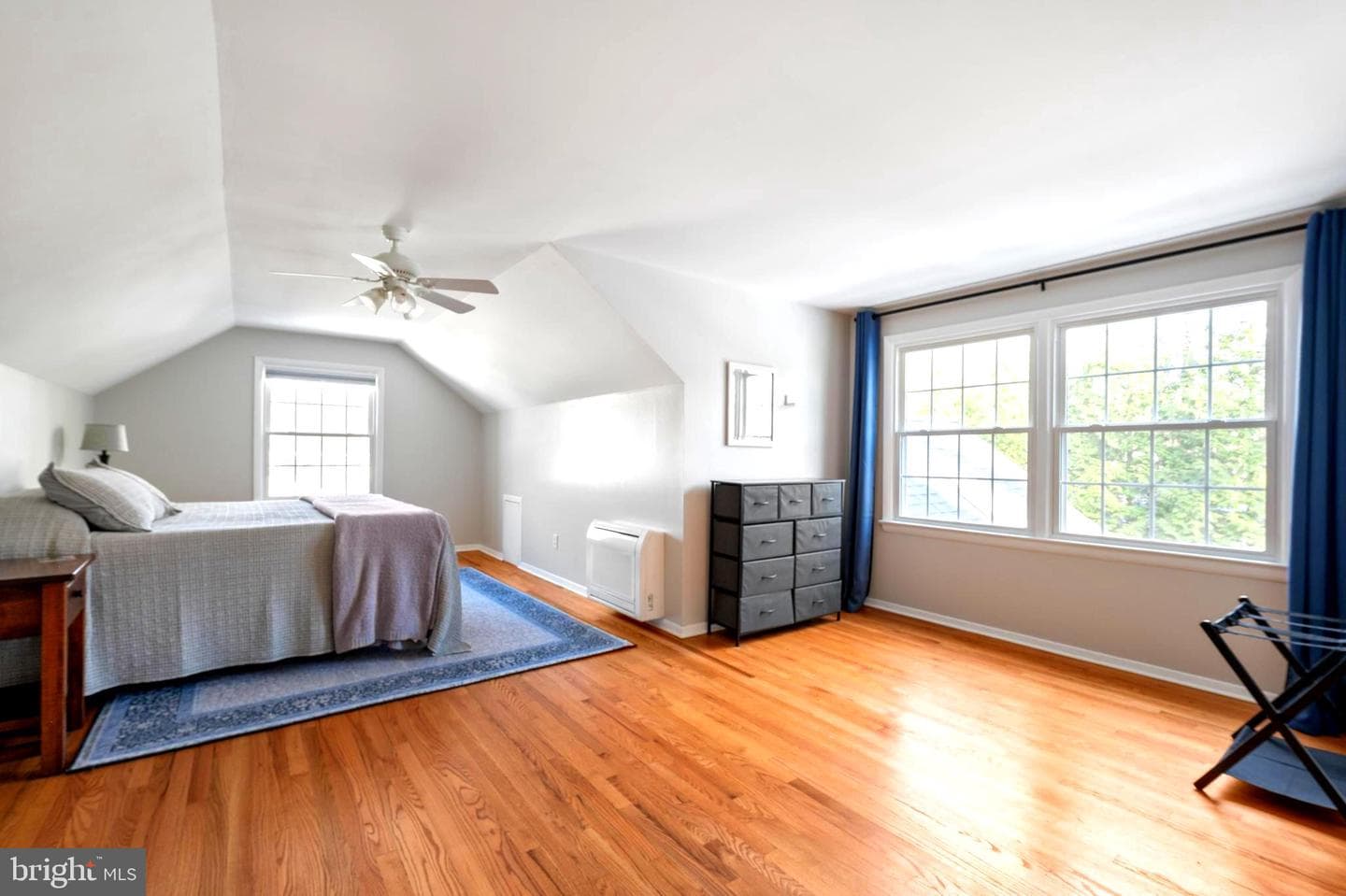 8605 Cyrus Place photo 29