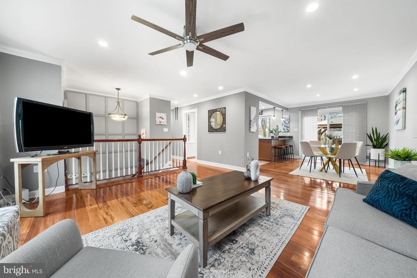 5916 Ridge Ford Drive photo 8