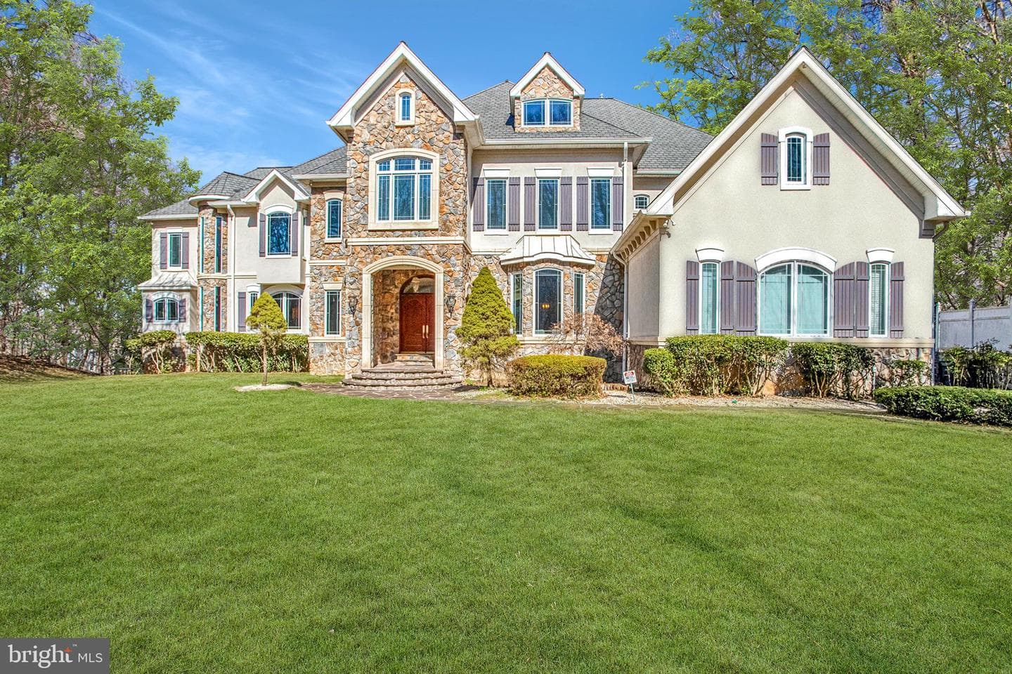 7024 Green Oak Drive, Mclean