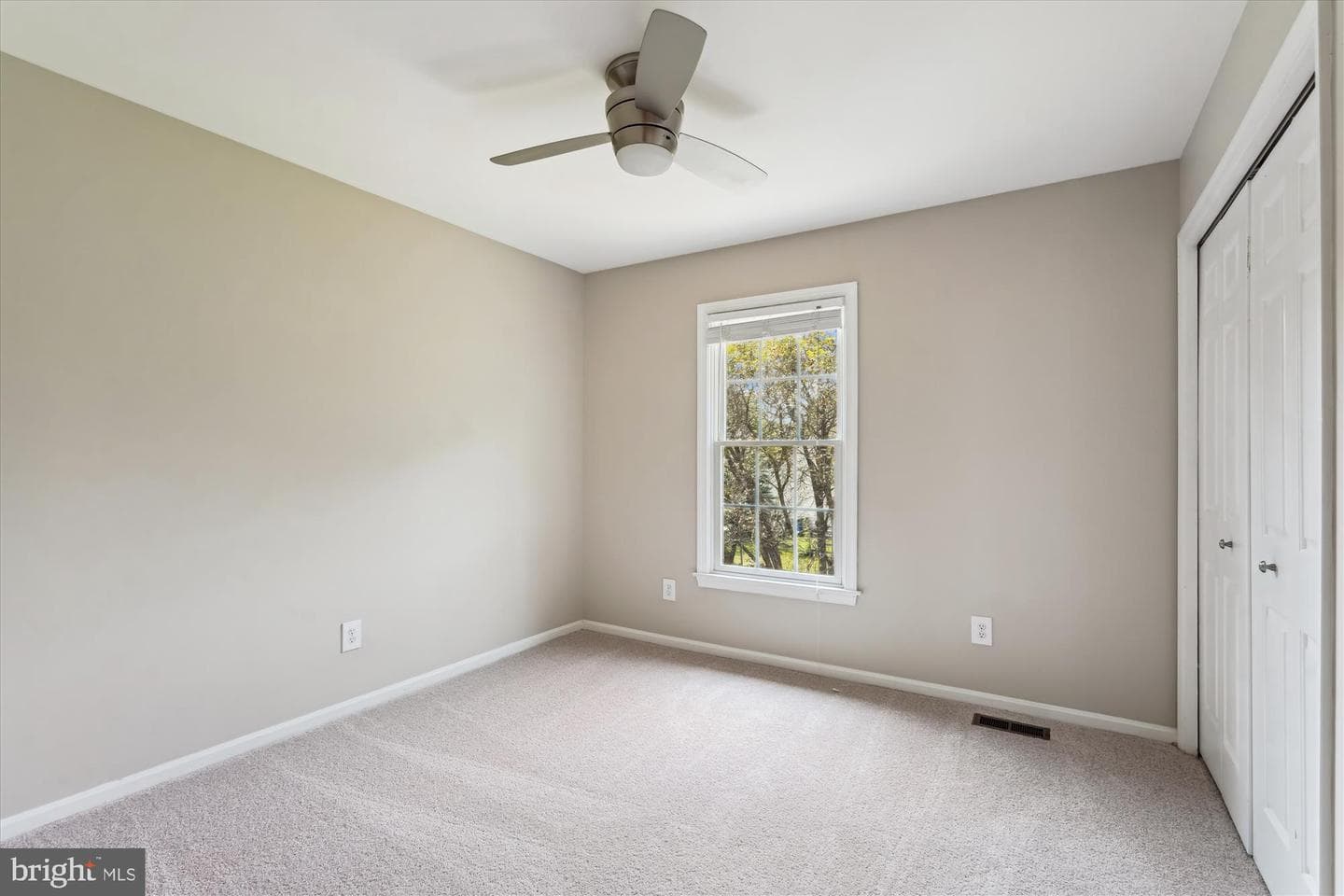 5427 Rilian Court photo 33