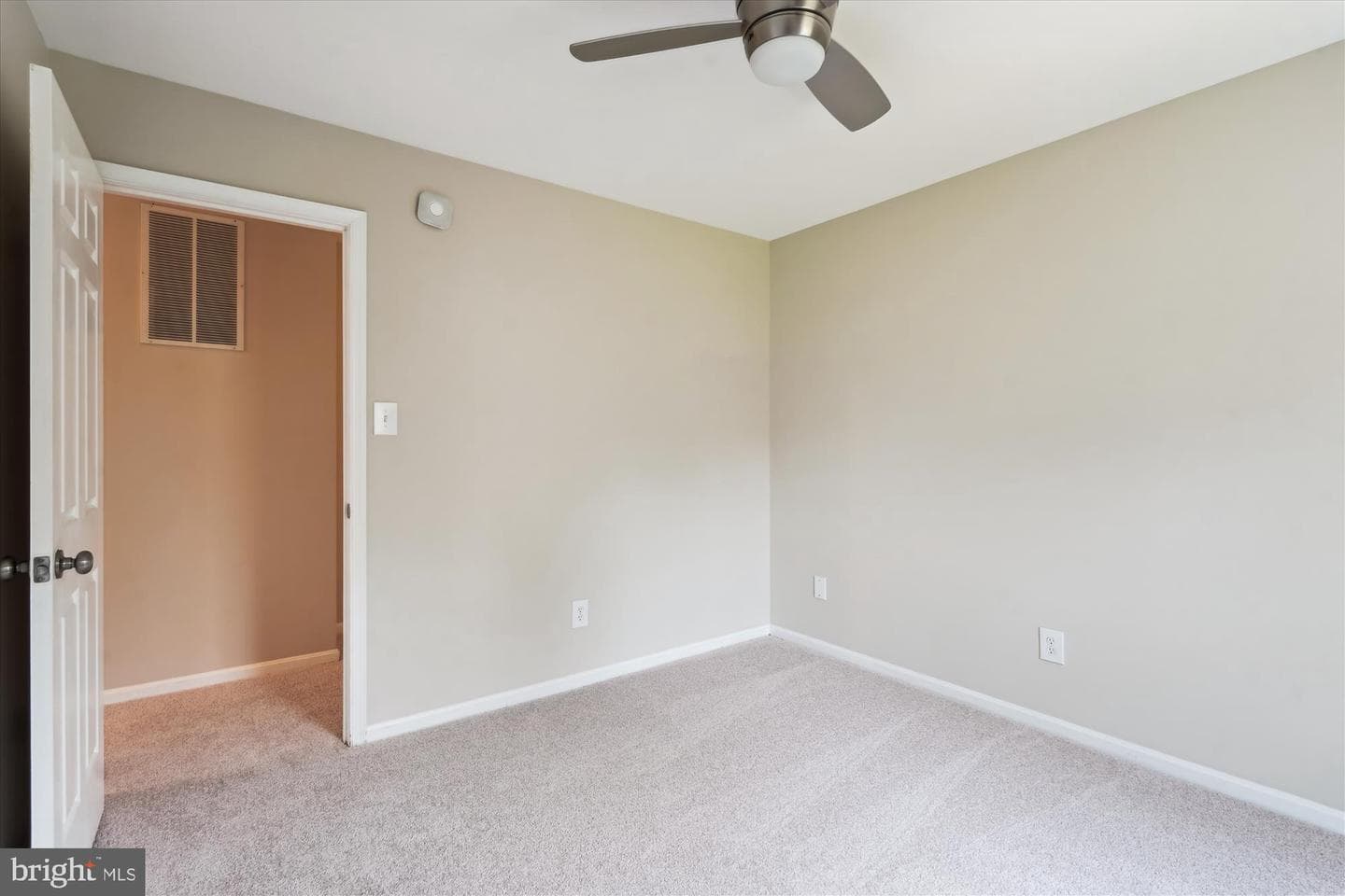 5427 Rilian Court photo 35