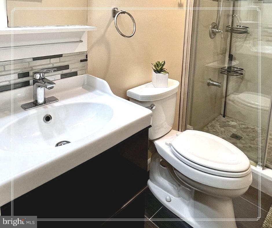 9108 Fox Lair Drive photo 21