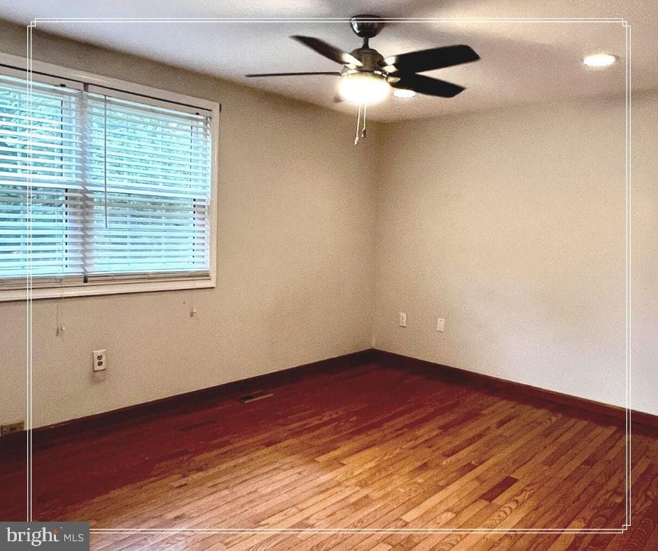 9108 Fox Lair Drive photo 22