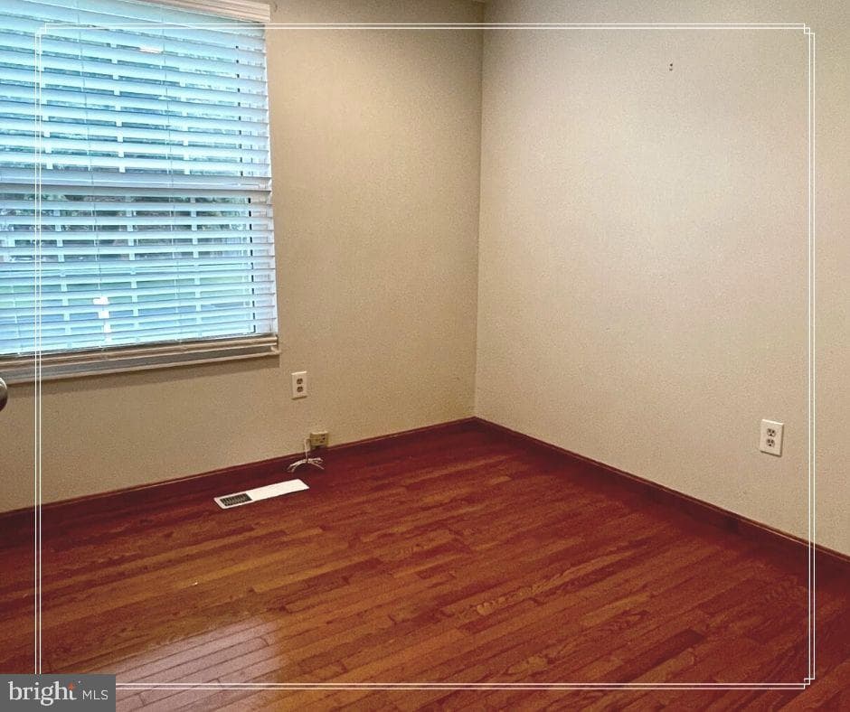 9108 Fox Lair Drive photo 26