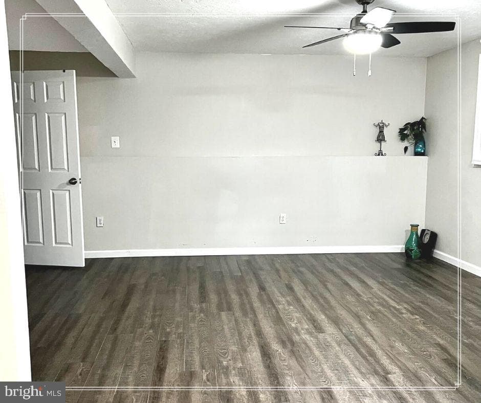9108 Fox Lair Drive photo 37