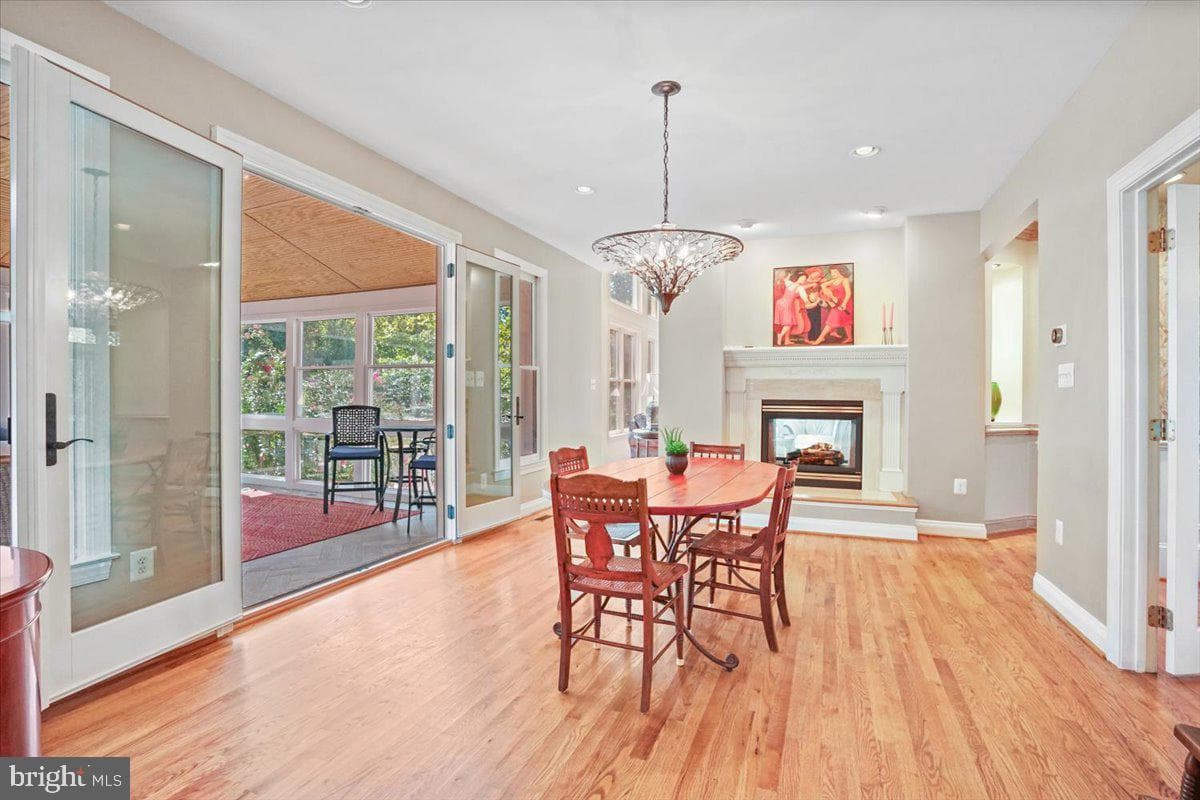 1427 Wynhurst Lane photo 23