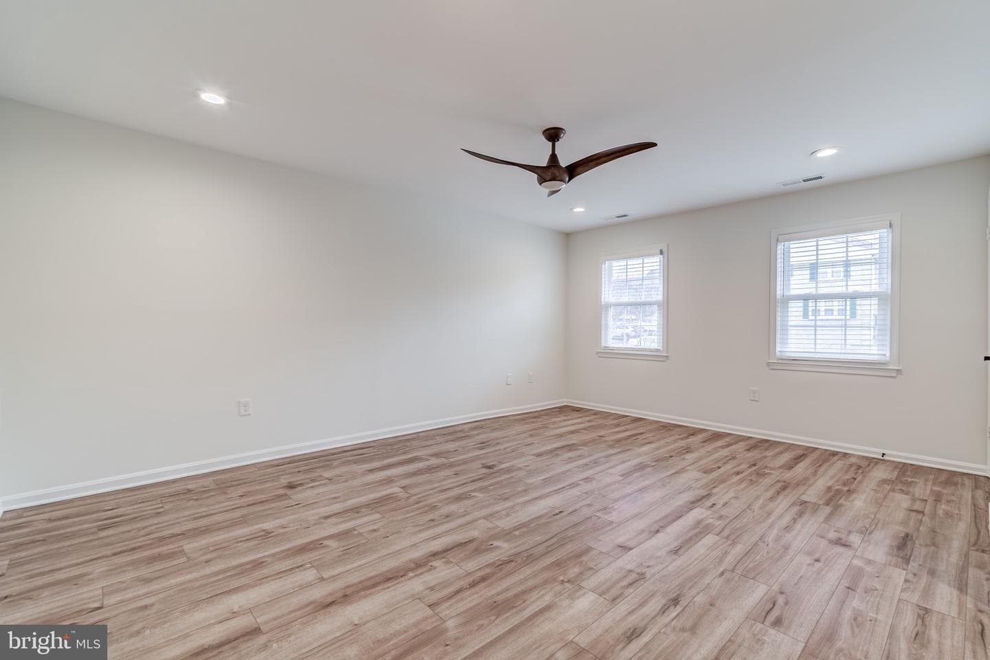 6403 Seven Oaks Drive photo 18