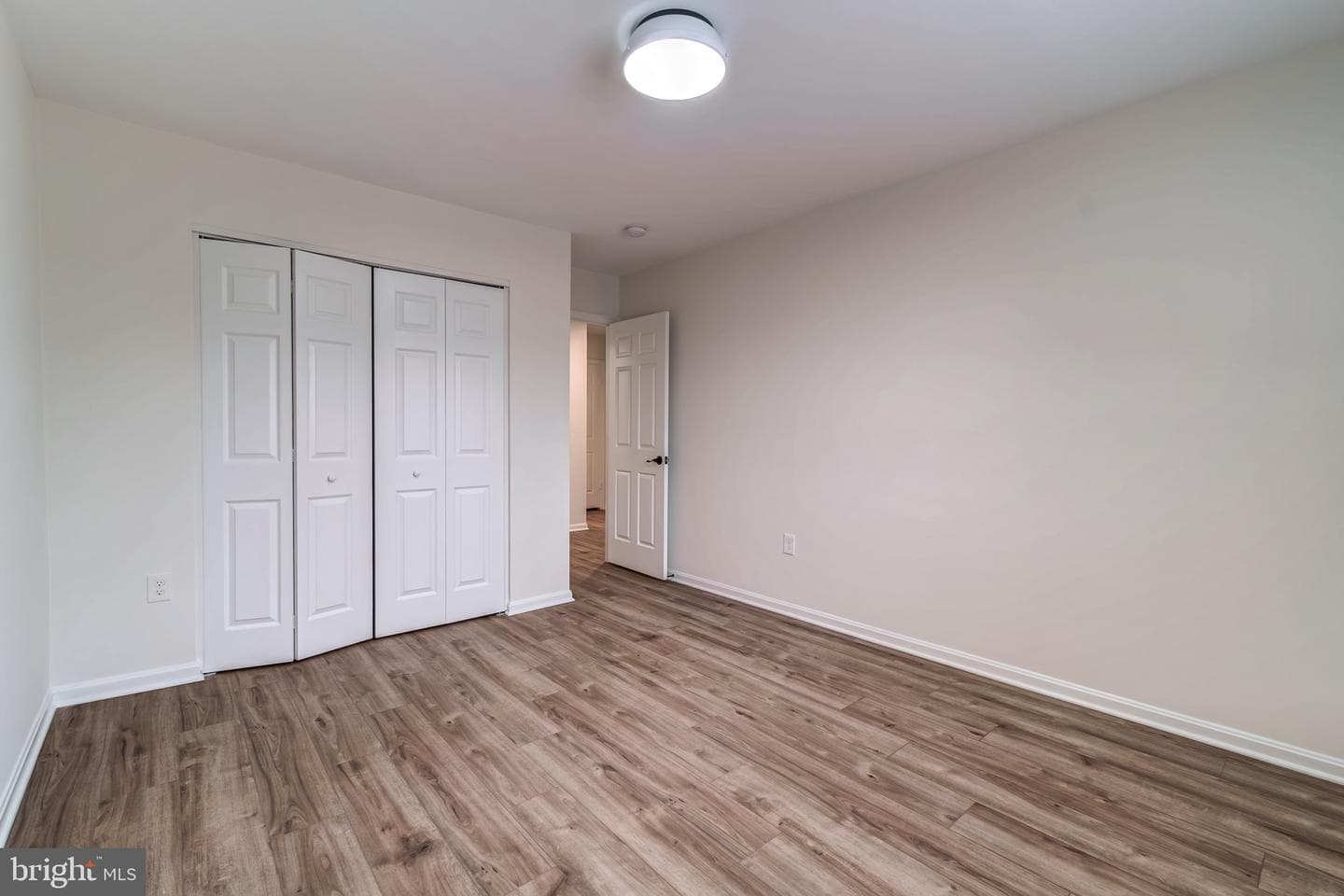 6403 Seven Oaks Drive photo 25