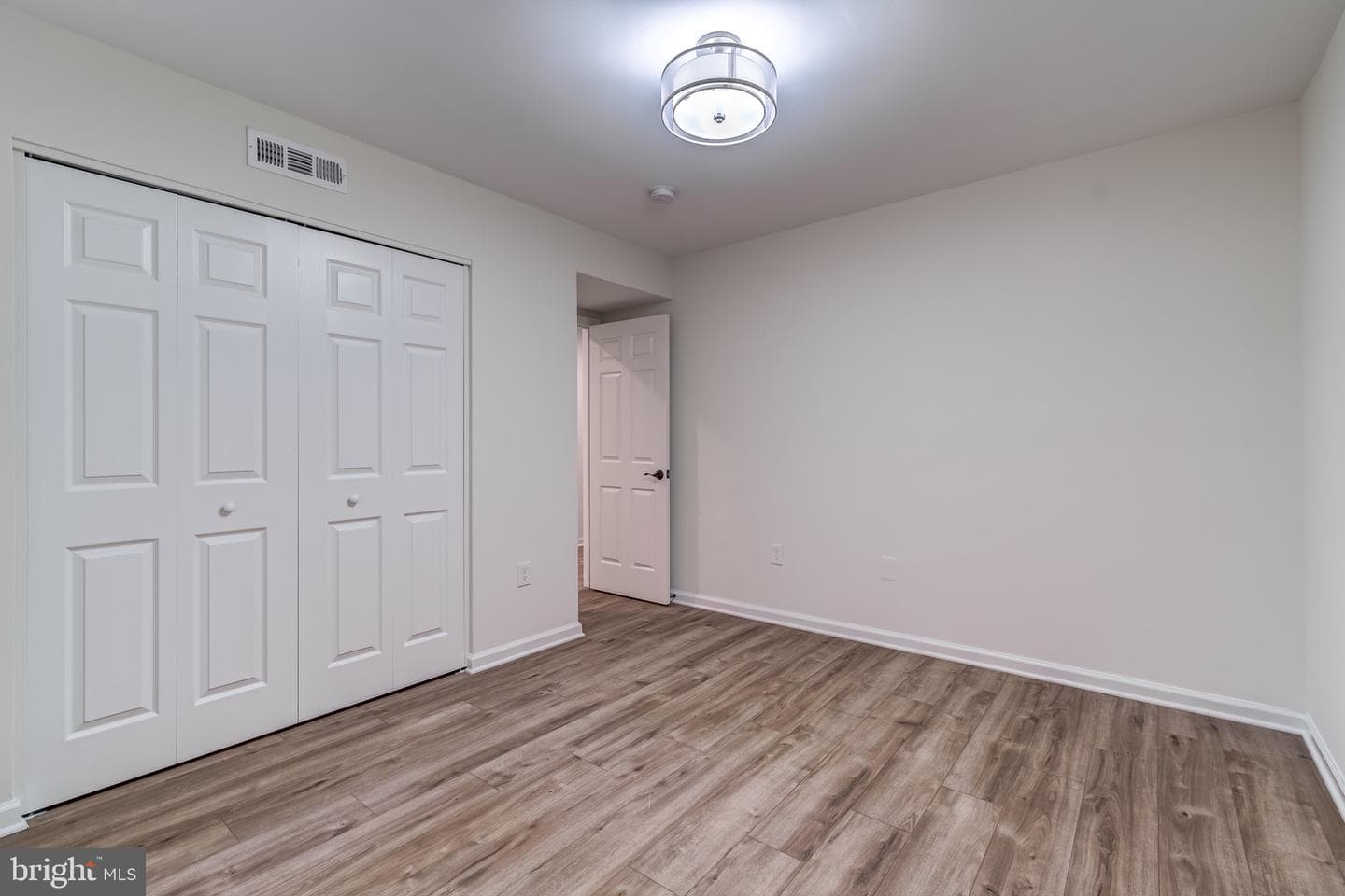 6403 Seven Oaks Drive photo 29