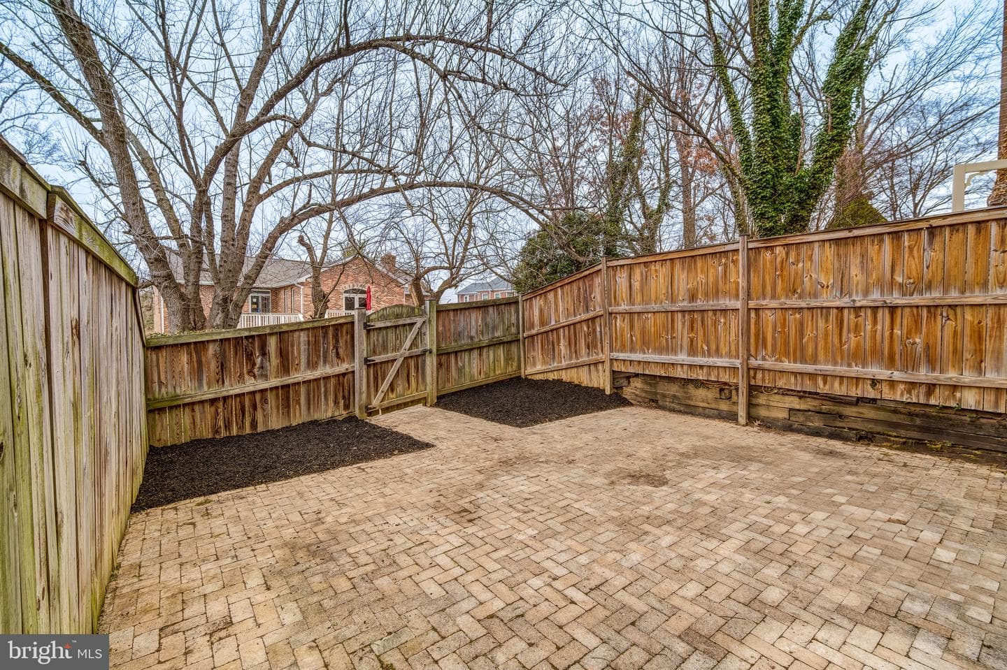 6403 Seven Oaks Drive photo 35