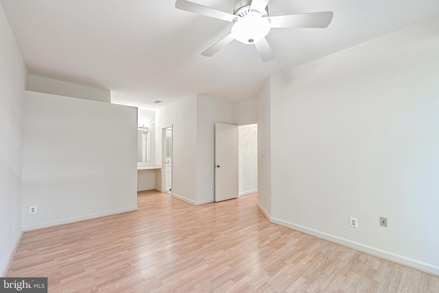 12204 Fort Buffalo Circle #529 photo 22
