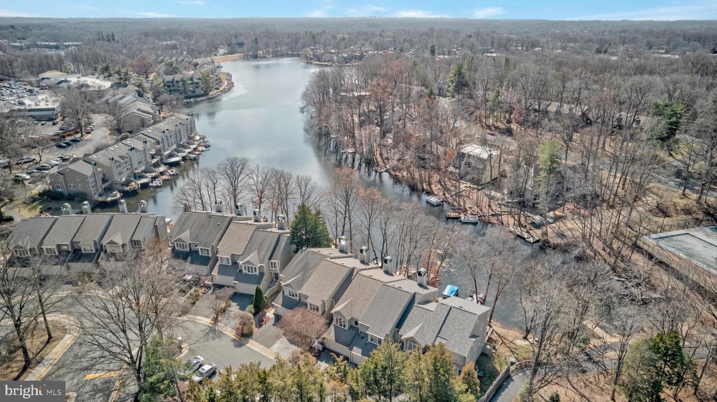 1911 Lakeport Way photo 13