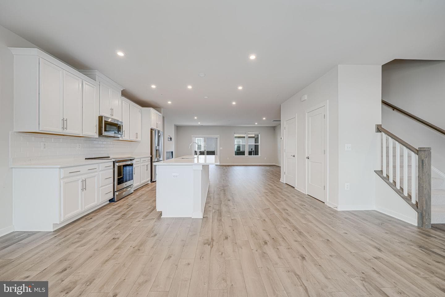 2347 Liberty Loop #126 photo 8