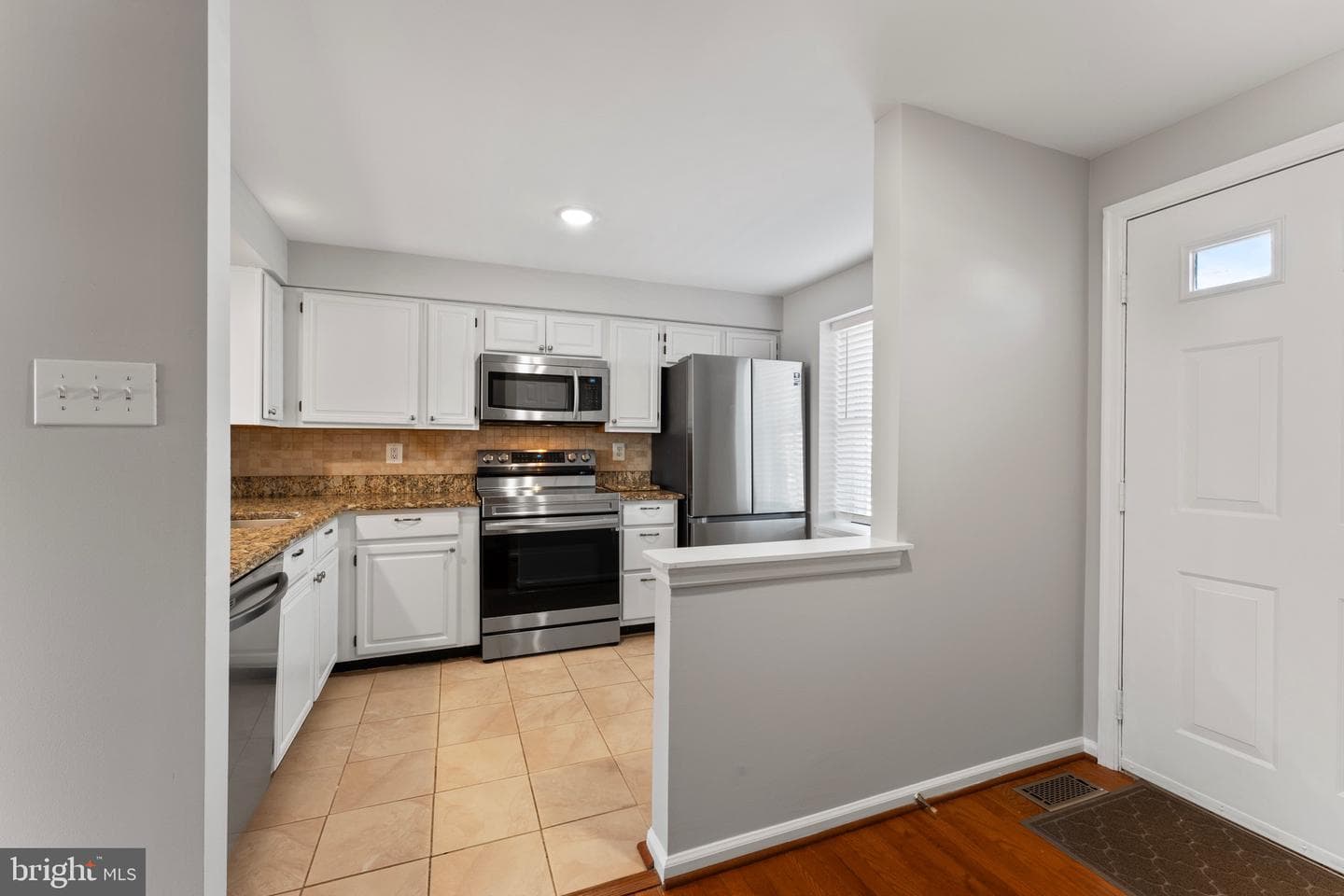 3752 Sudley Ford Court photo 4