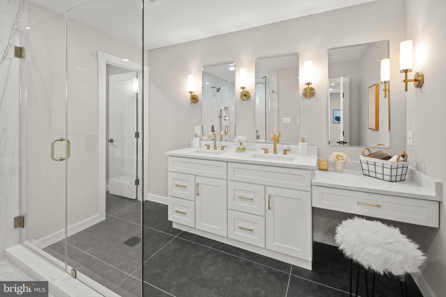 9817 Bridleridge Court photo 31