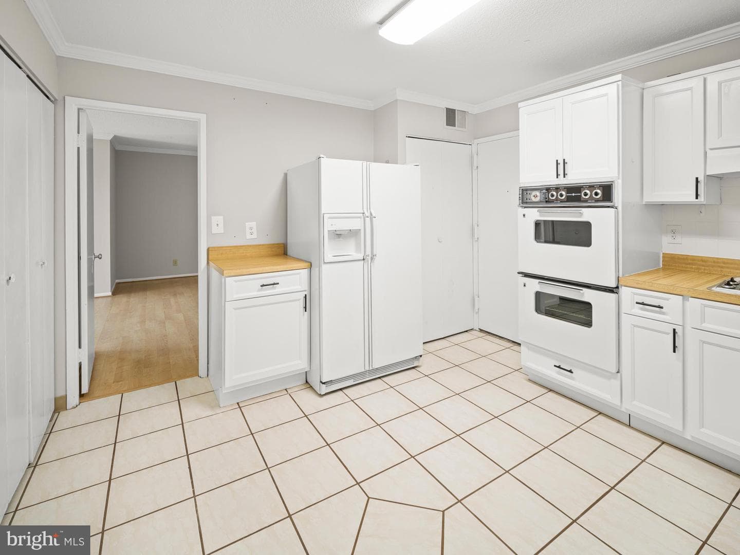 8370 Greensboro Drive #1001 photo 11