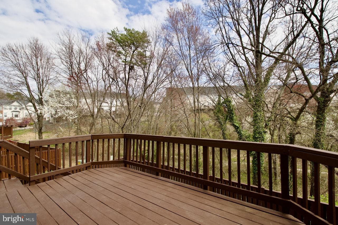 5215 Dunstable Lane photo 13