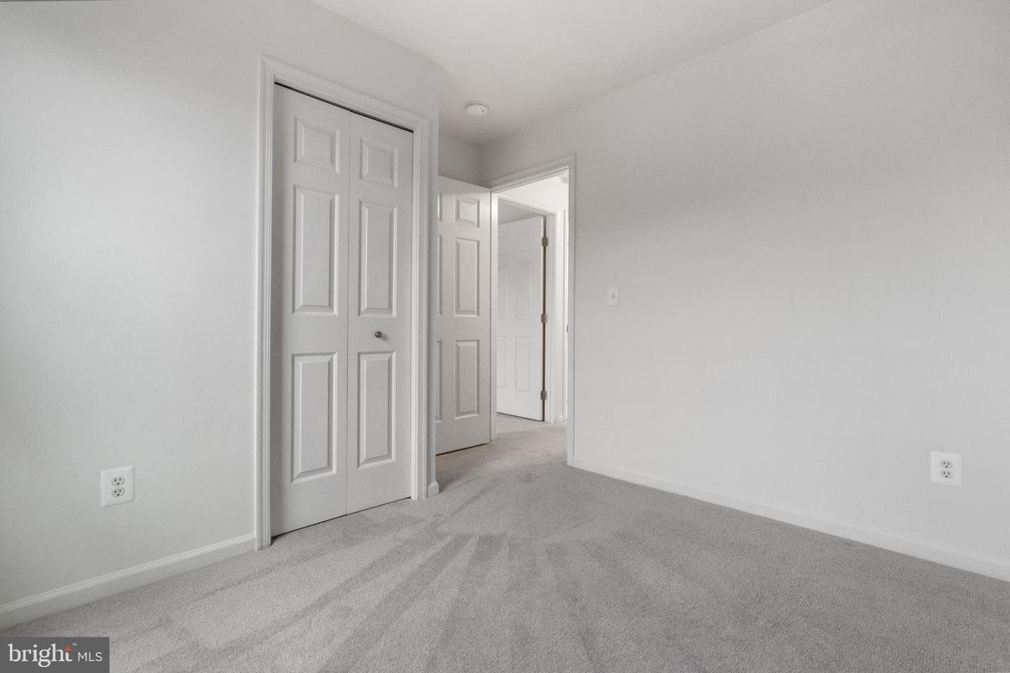 6300 Meadow Glade Lane photo 25