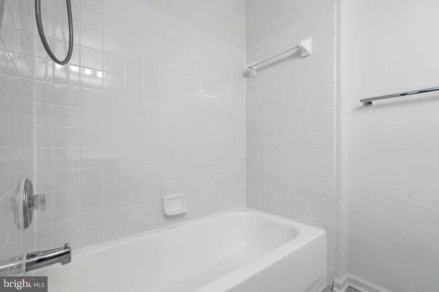 6300 Meadow Glade Lane photo 27