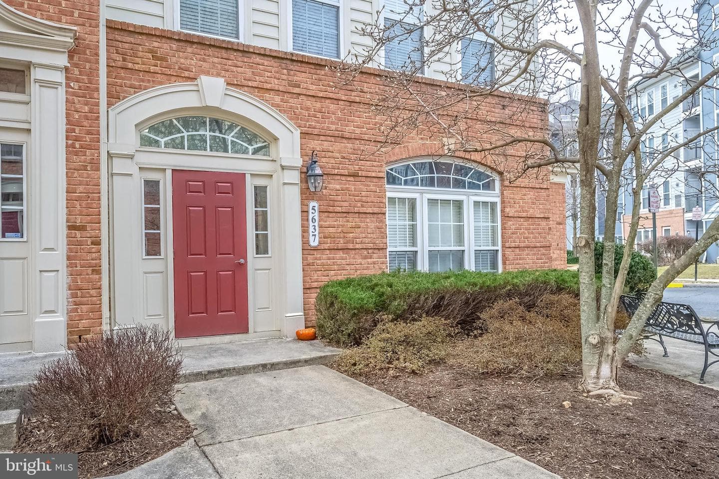 5637 Harrington Falls Lane #k photo 2