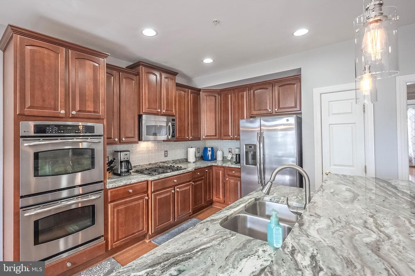 5637 Harrington Falls Lane #k photo 4