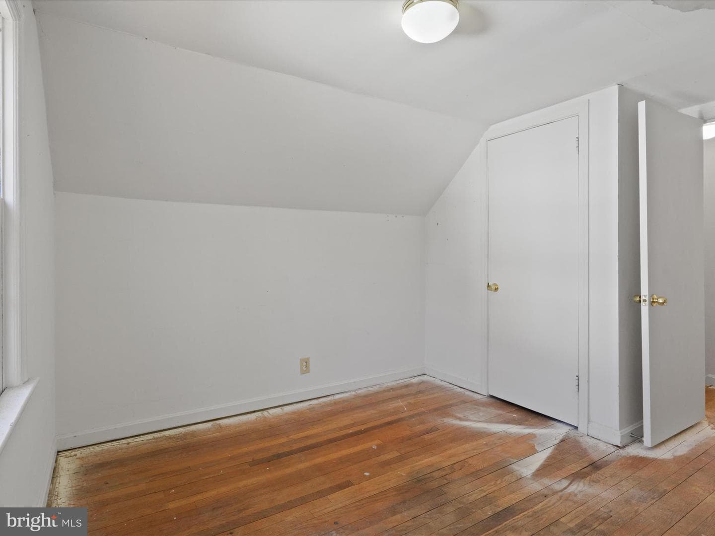 2834 Bolling Road photo 21