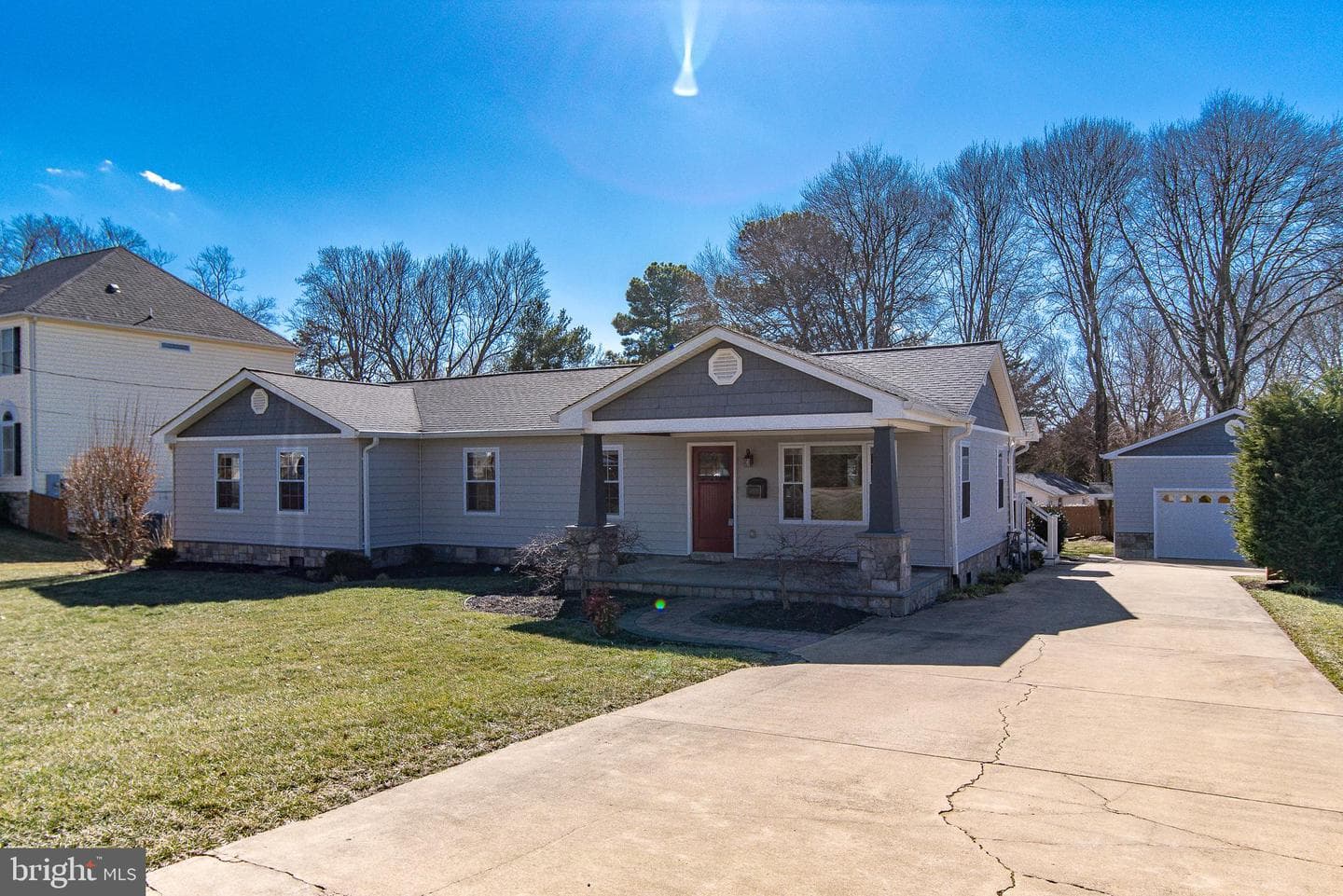 5004 Laburch Lane photo 3