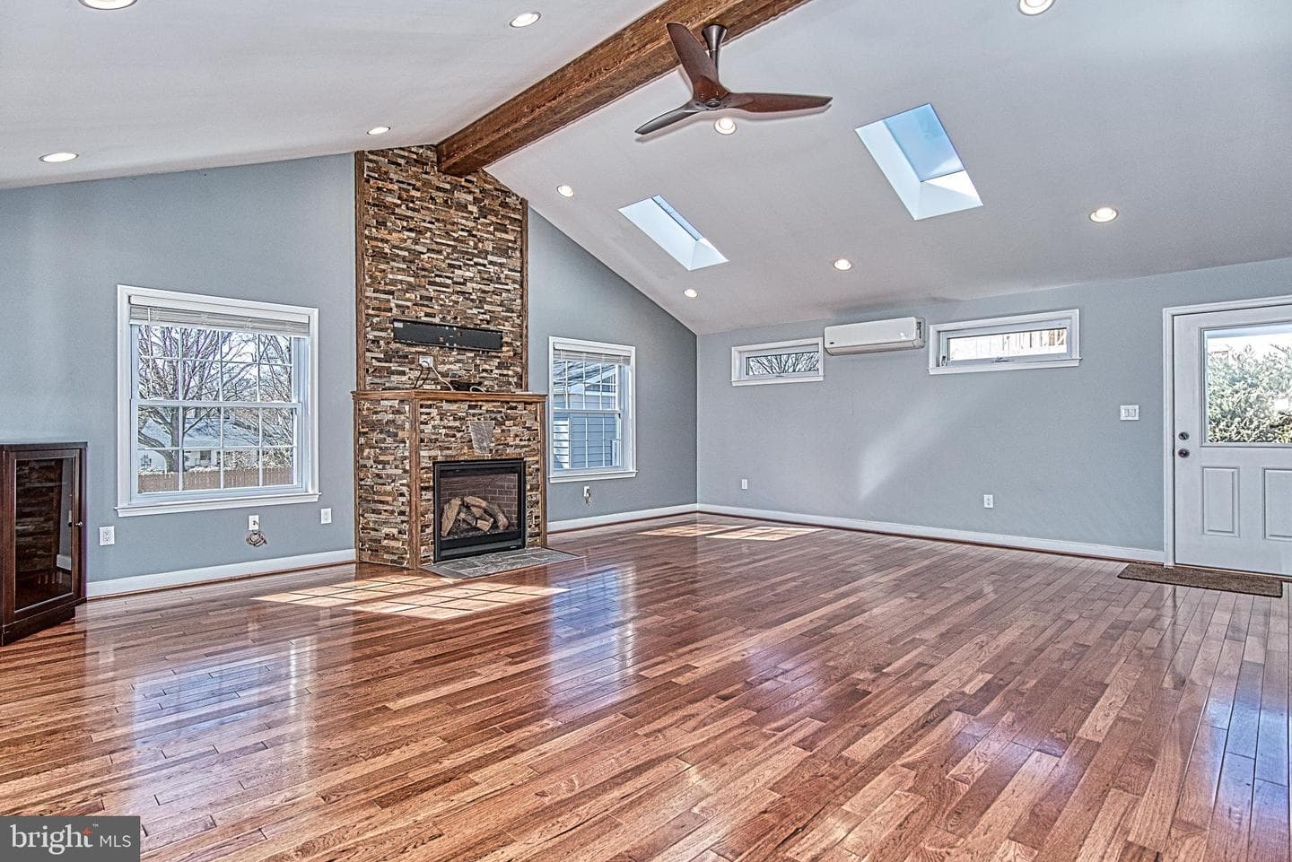 5004 Laburch Lane photo 31