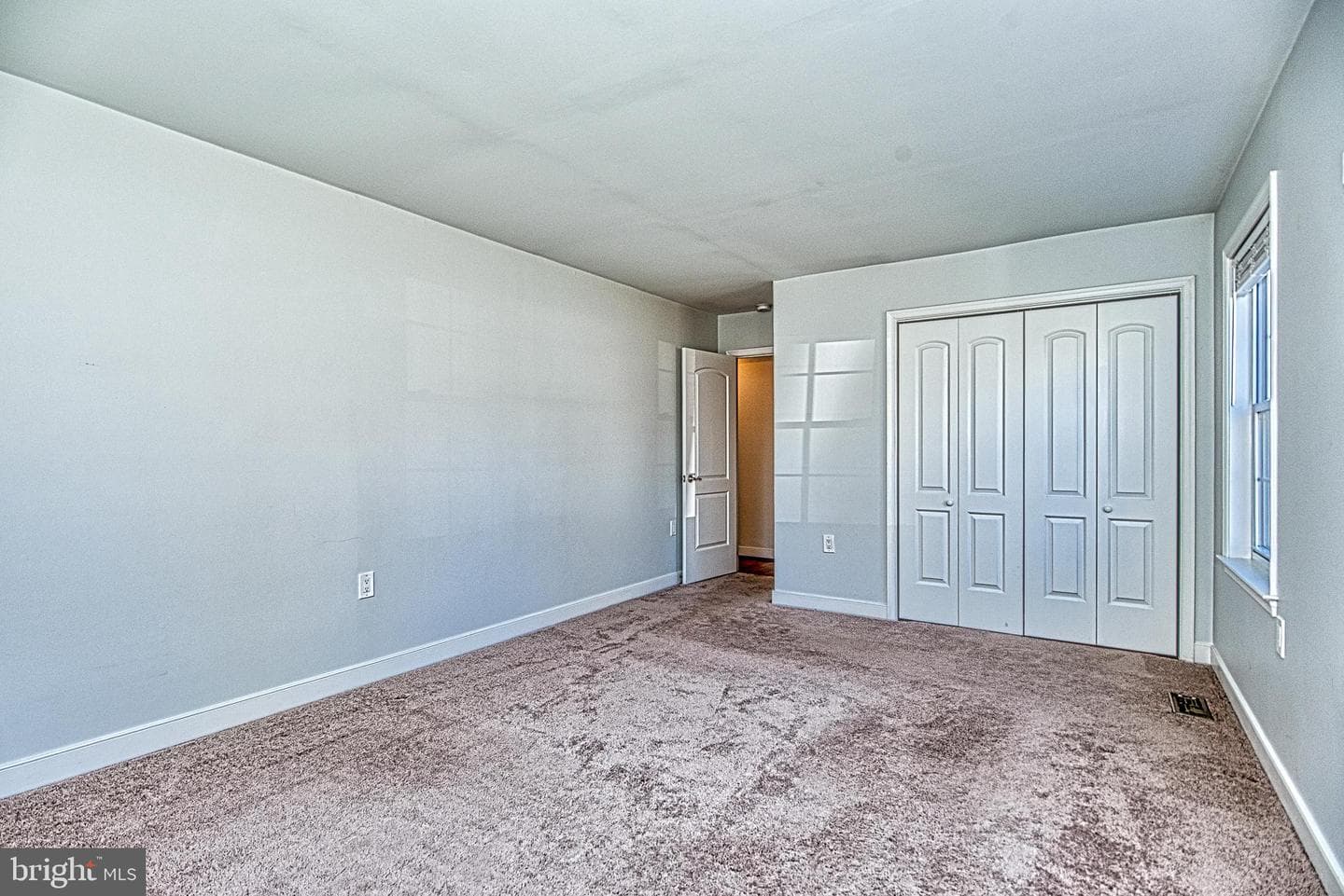 5004 Laburch Lane photo 41