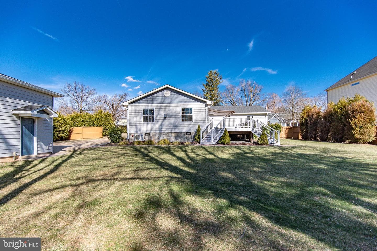 5004 Laburch Lane photo 63