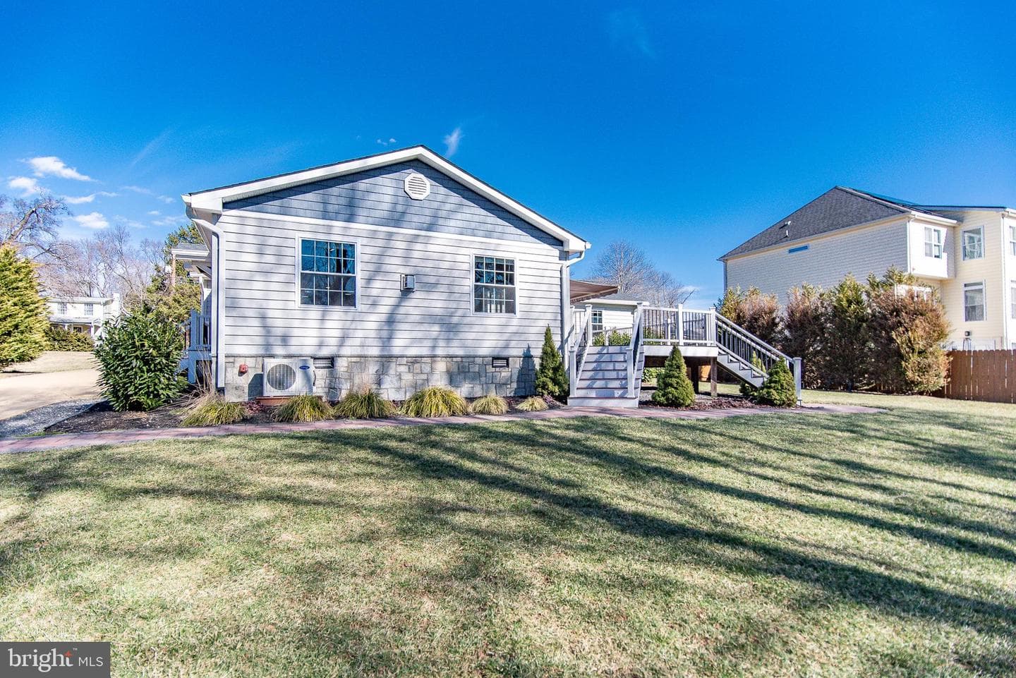 5004 Laburch Lane photo 64