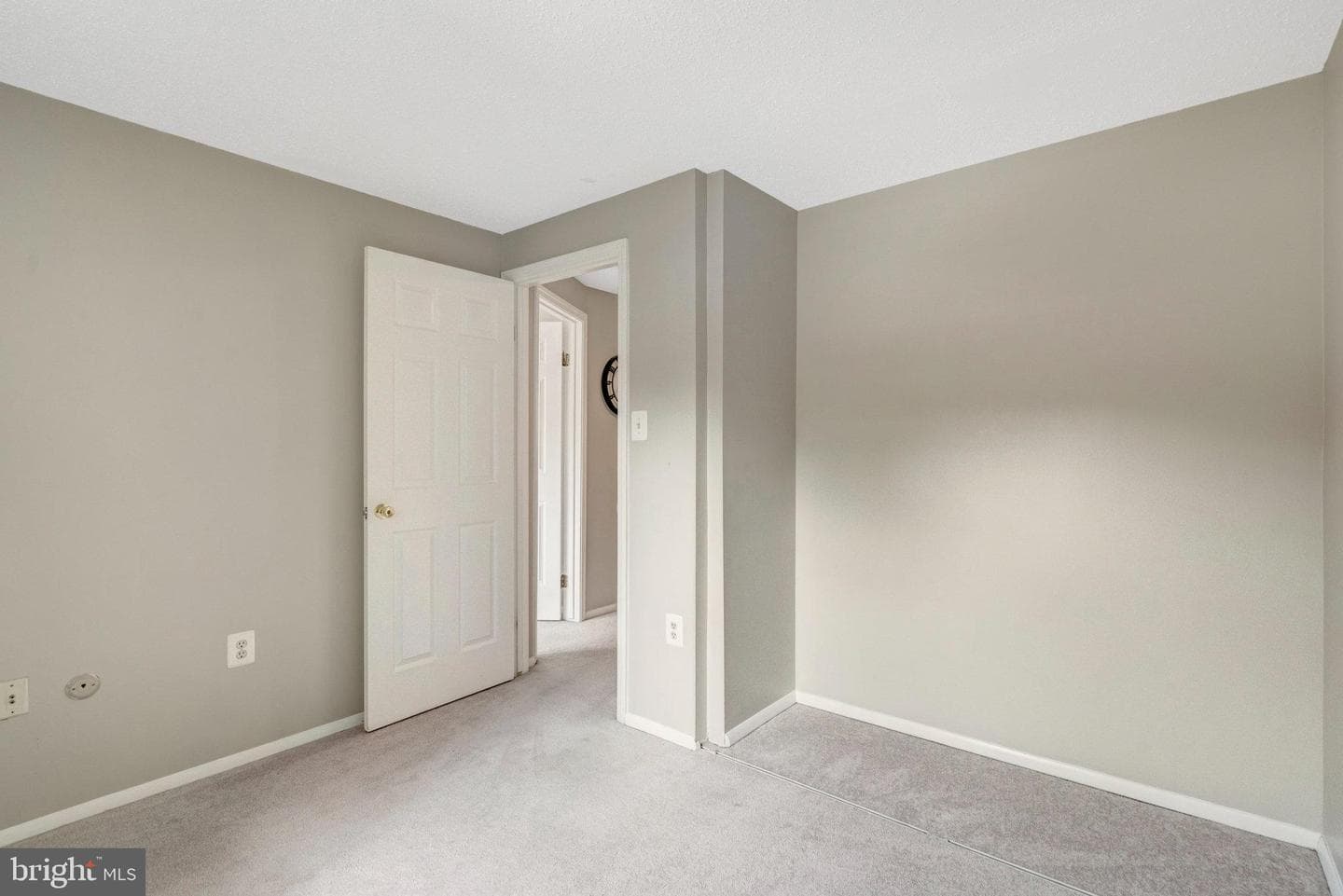 9800 Tara Court photo 17