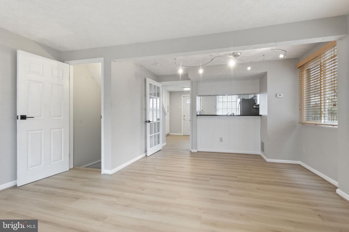 5849 Clarendon Springs Place photo 14