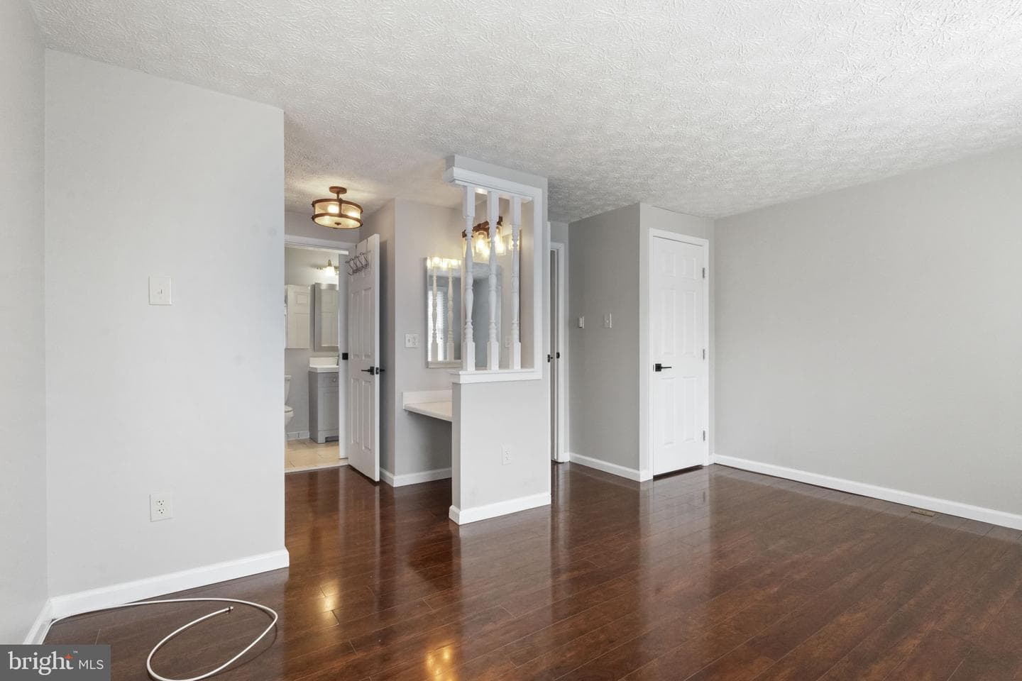 5849 Clarendon Springs Place photo 18