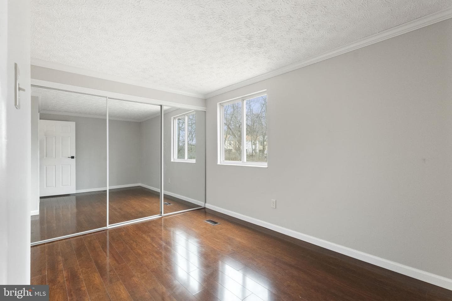 5849 Clarendon Springs Place photo 23