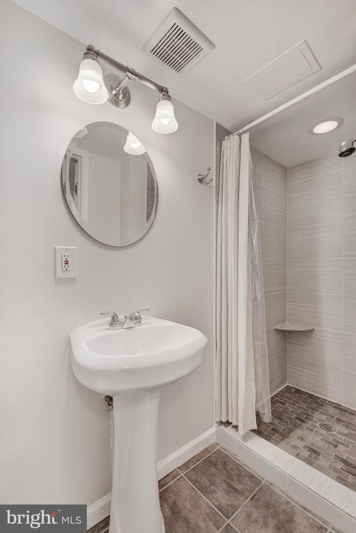 10902 Barton Hill Court photo 26
