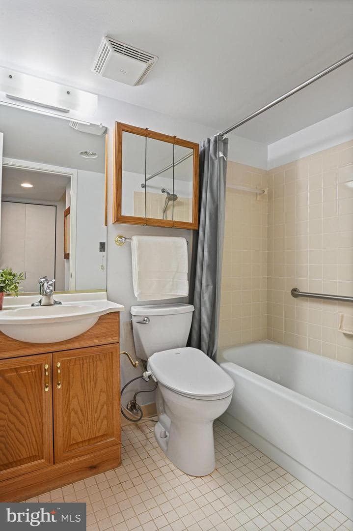 1951 Sagewood Lane #220 photo 25