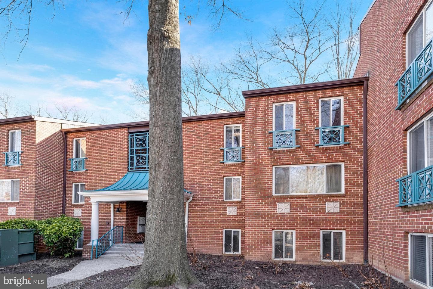 11817 Breton Court #22-D photo 3