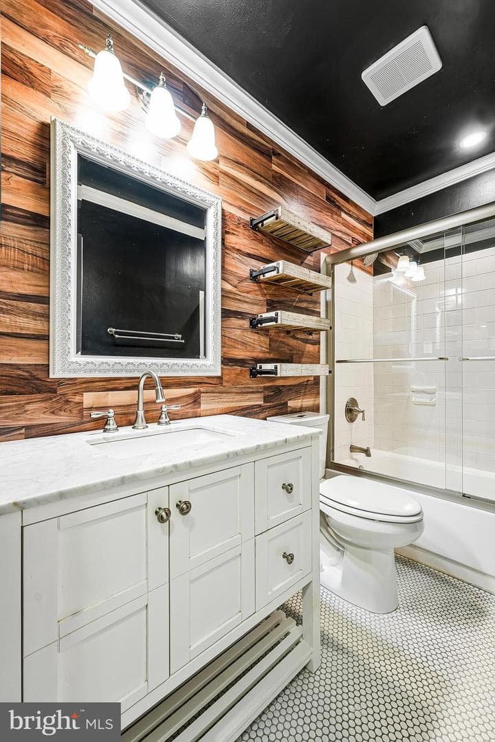 11817 Breton Court #22-D photo 9