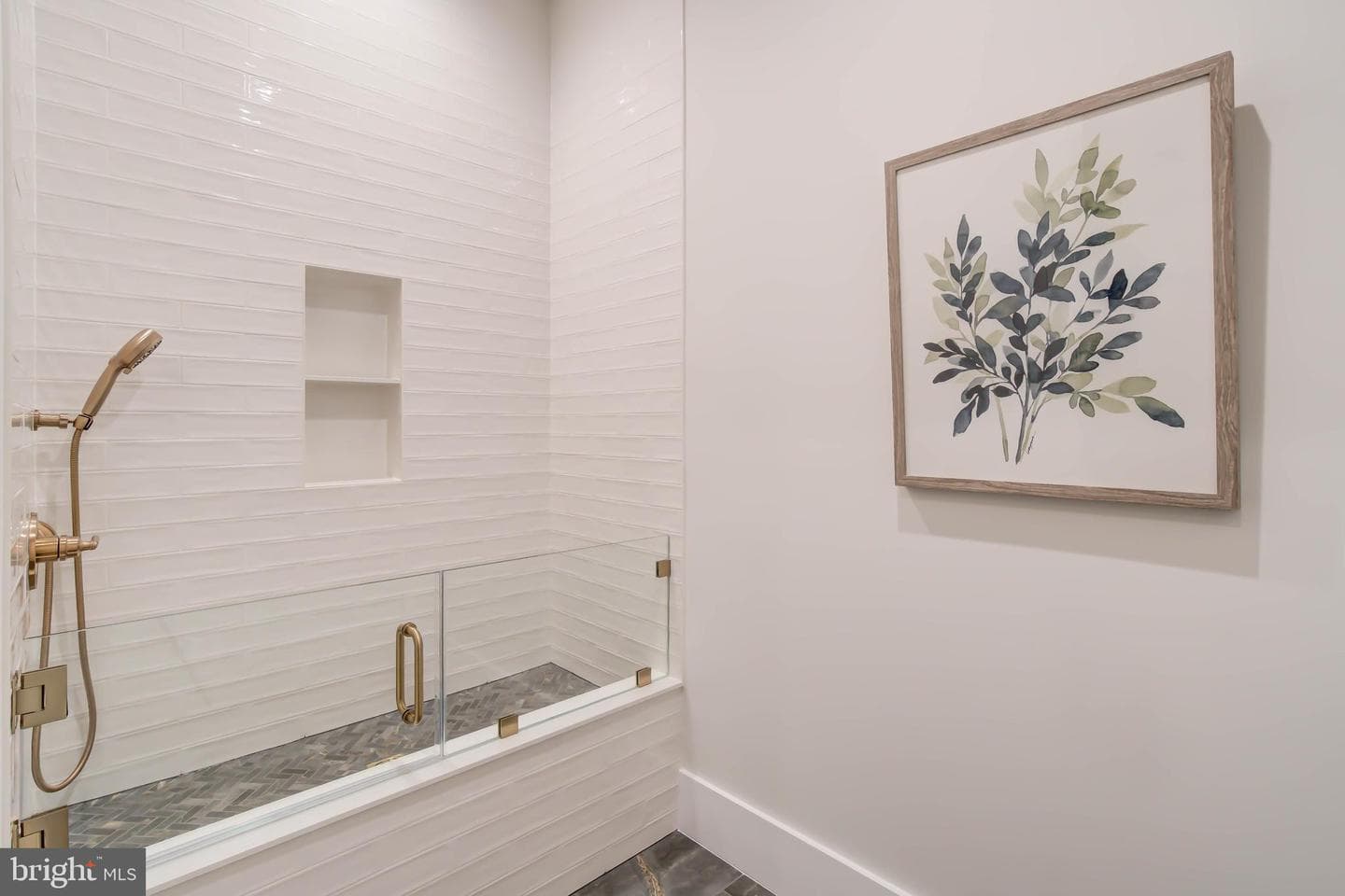1806 Dumbarton Street photo 31