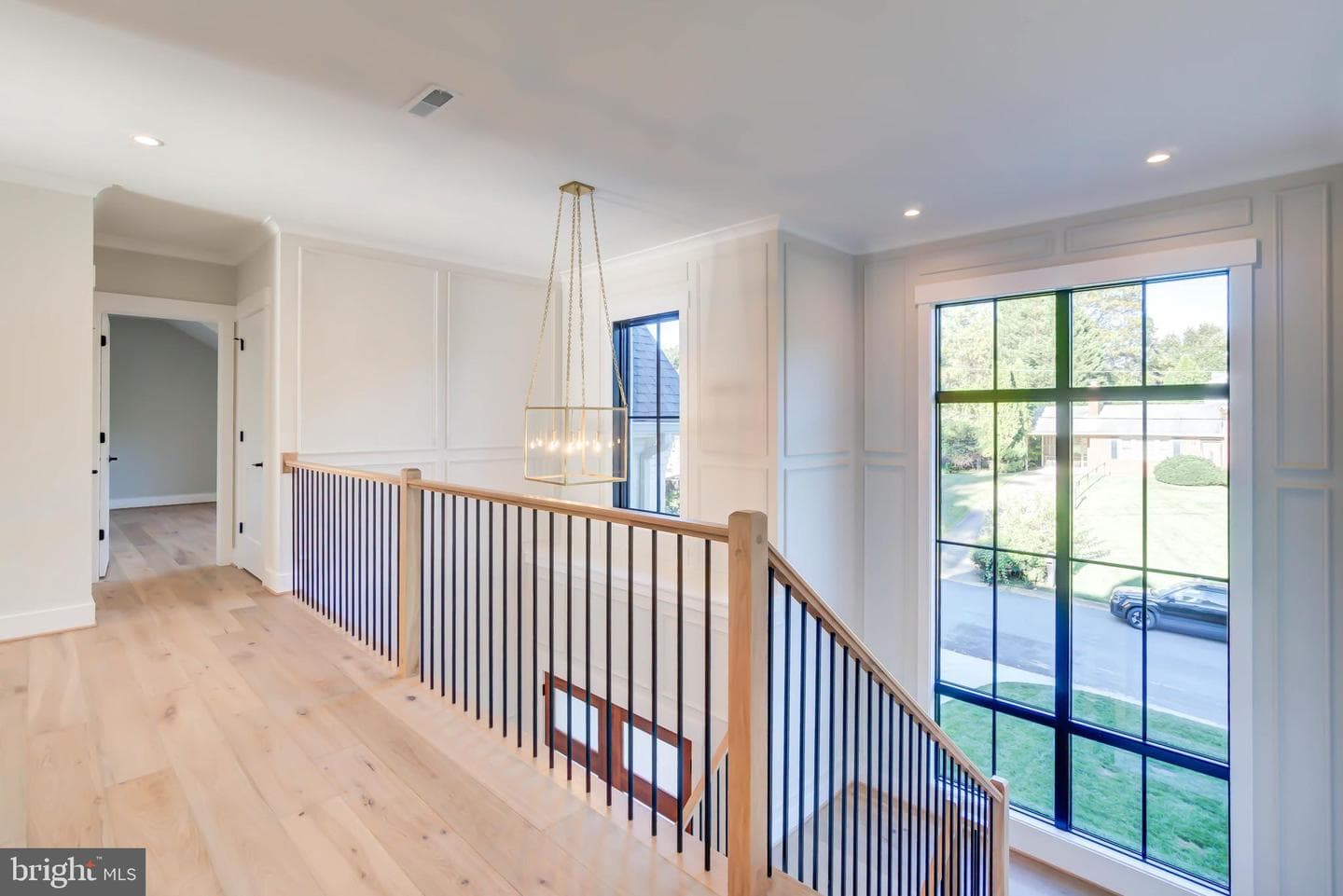 1806 Dumbarton Street photo 33