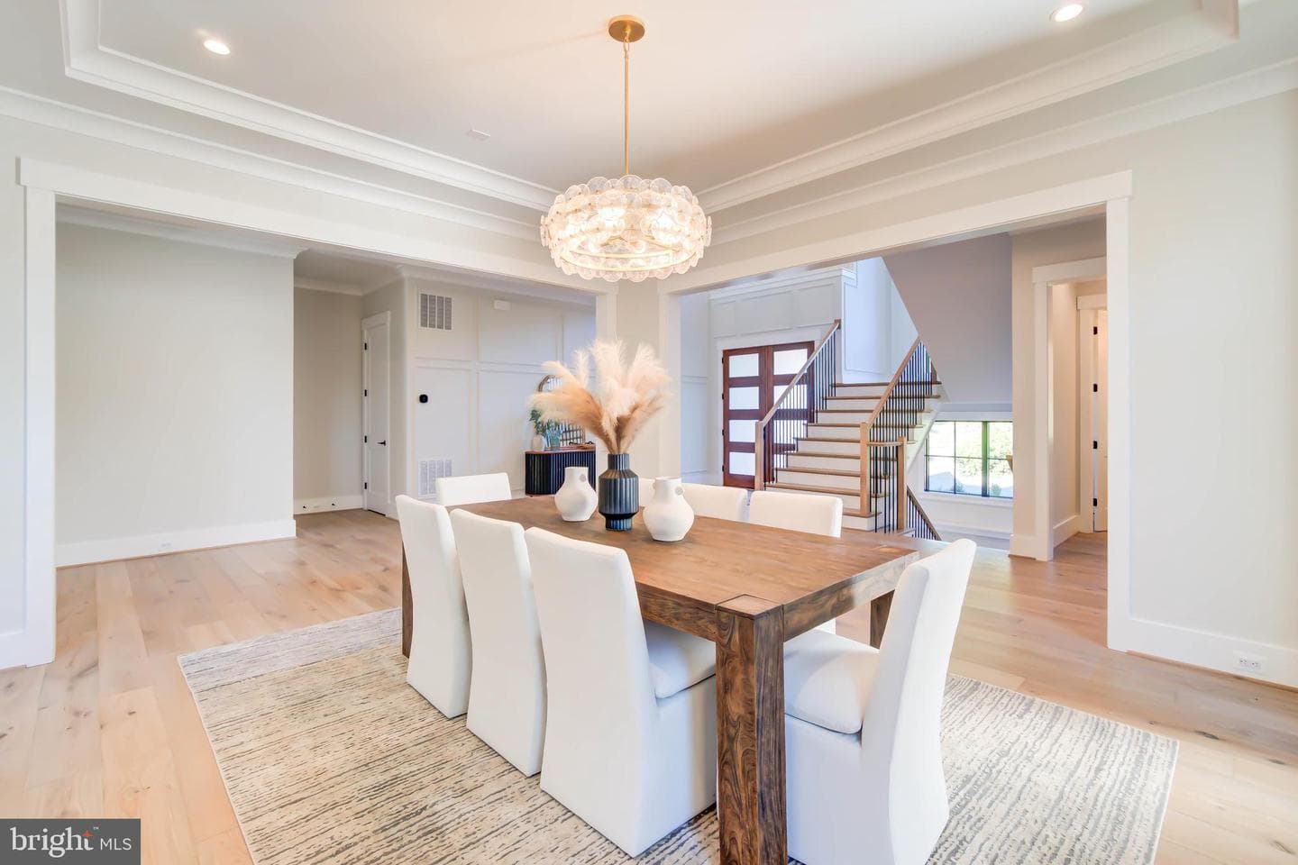 1806 Dumbarton Street photo 8