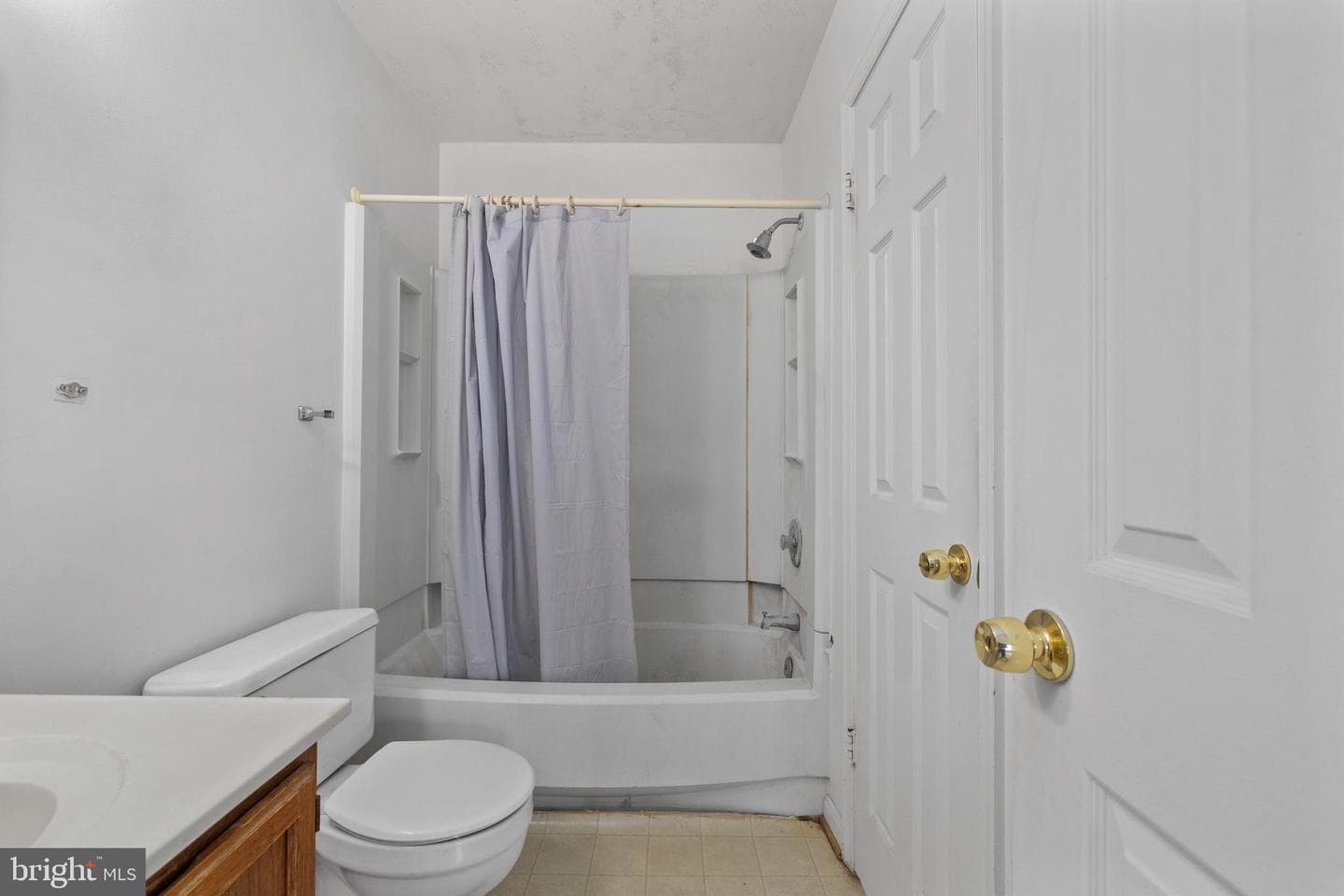 7471 Towchester Court photo 23