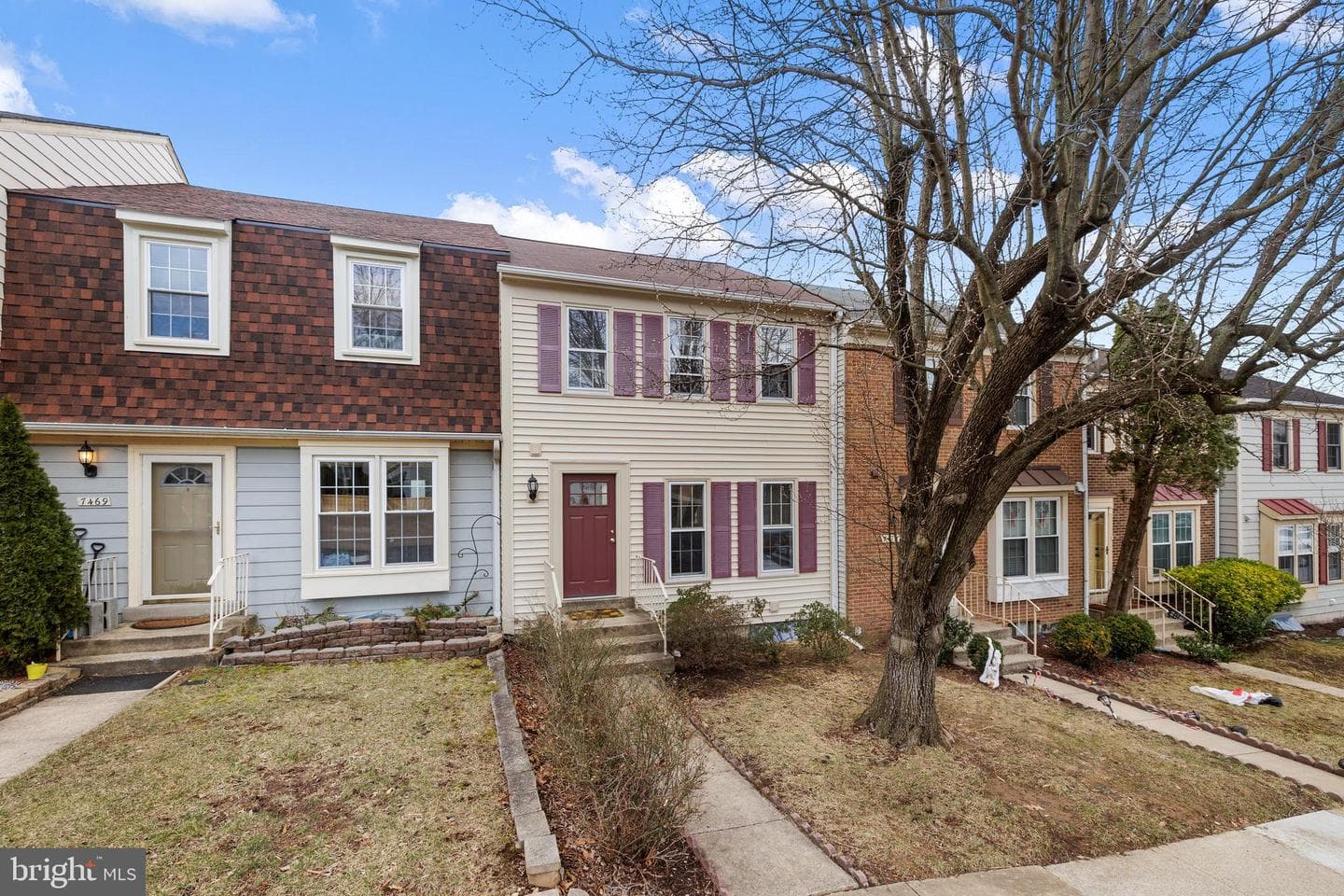 7471 Towchester Court photo 3