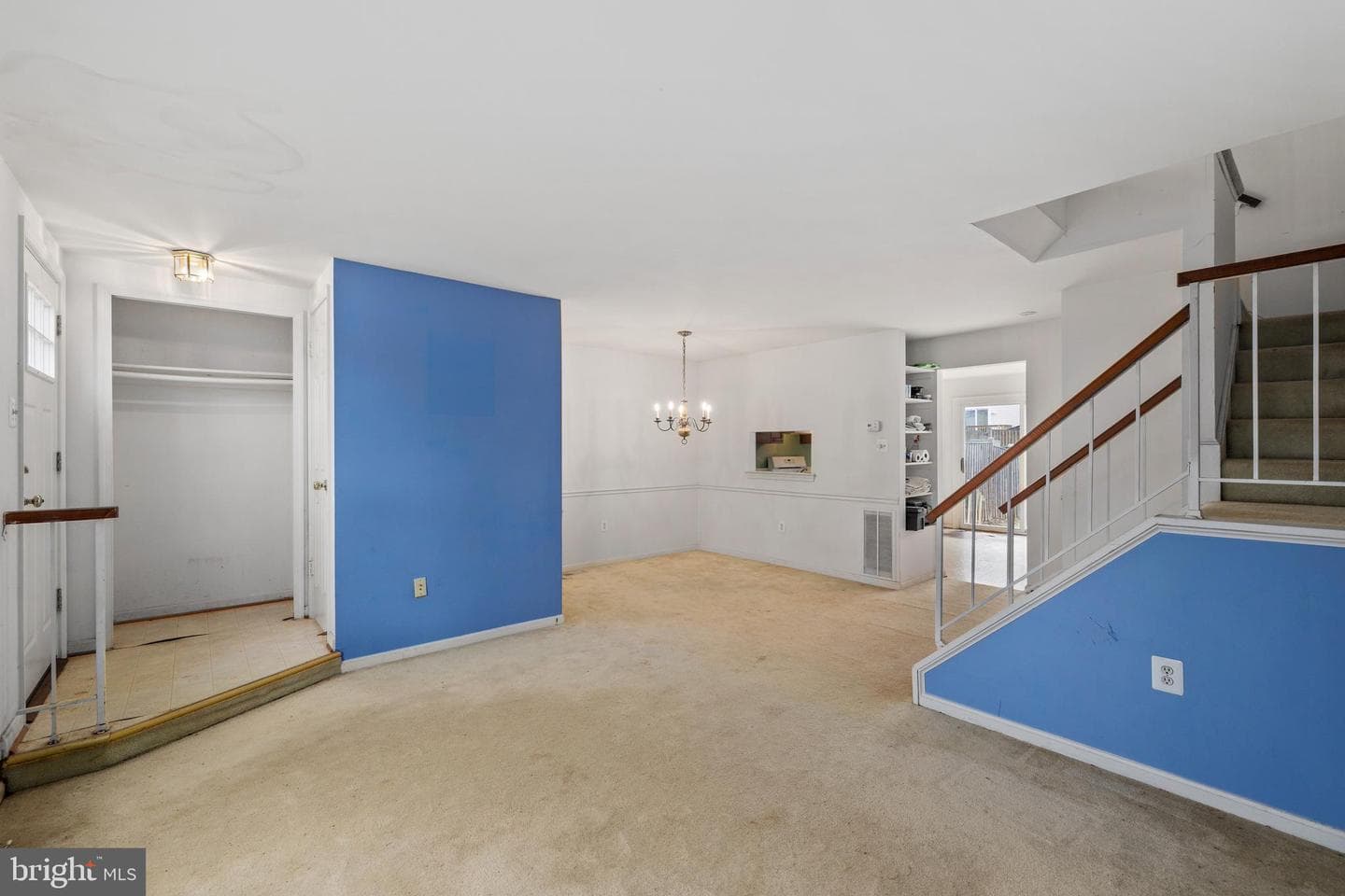 7471 Towchester Court photo 5