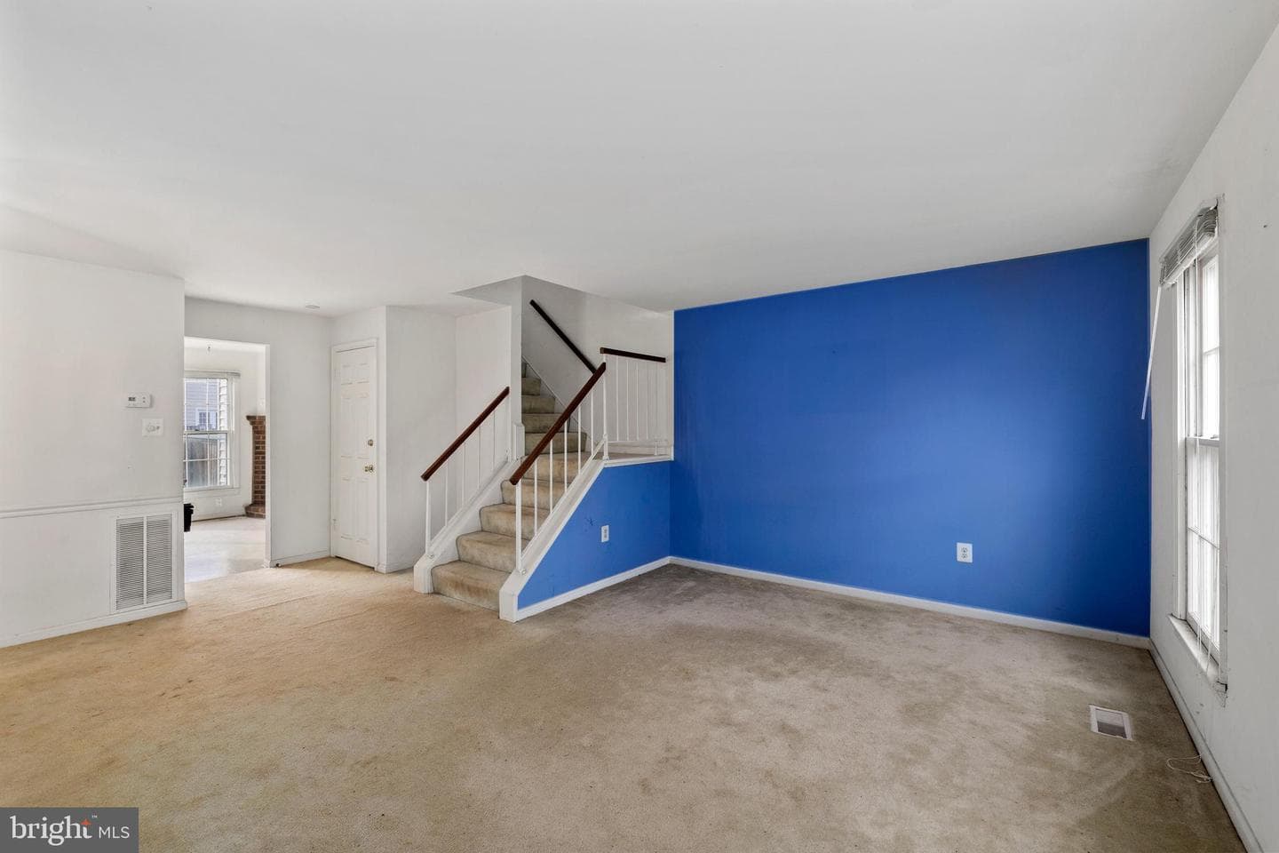 7471 Towchester Court photo 6