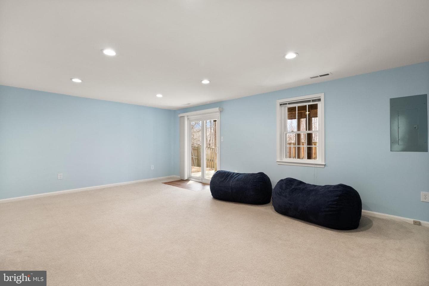 7318 Spring View Court photo 30