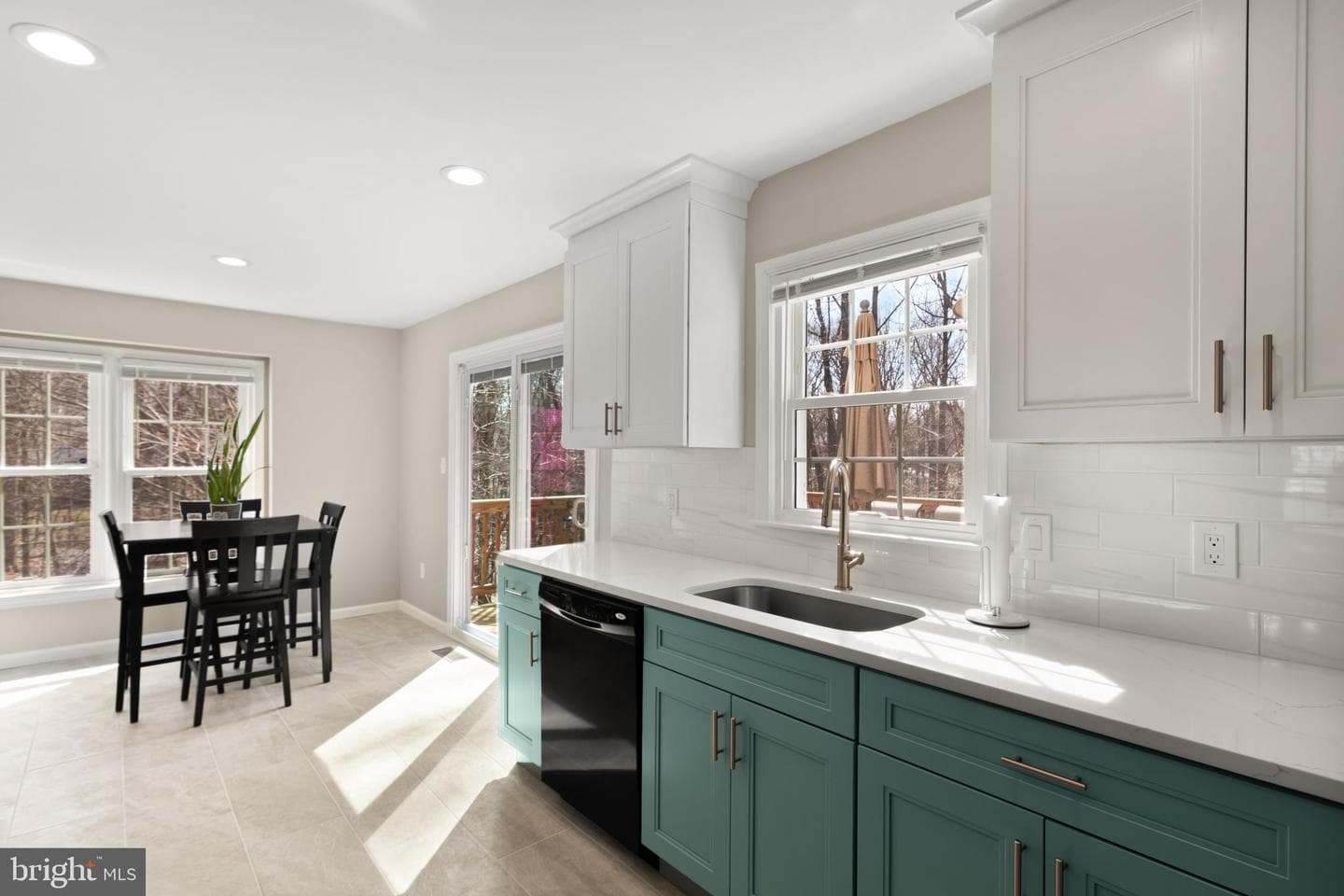 7318 Spring View Court photo 5