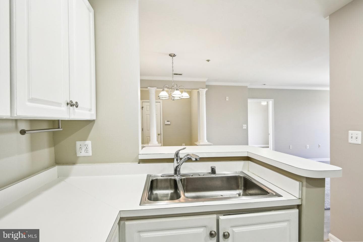 7011 Falls Reach Drive #406 photo 23