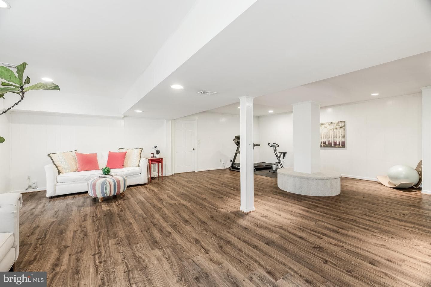 1035 Gelston Circle photo 45